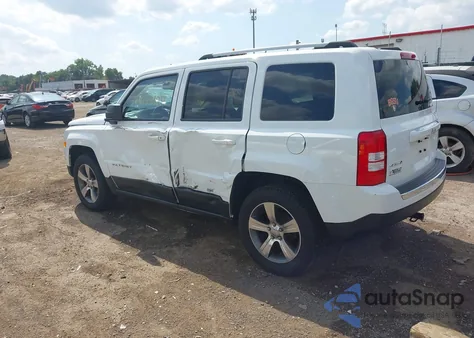 2016 Jeep Patriot High Altitude Edition z USA, uszkodzony, nr VIN 1C4NJRFB7GD768142